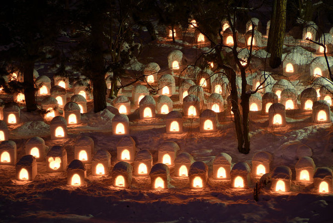 弘前城雪燈籠祭