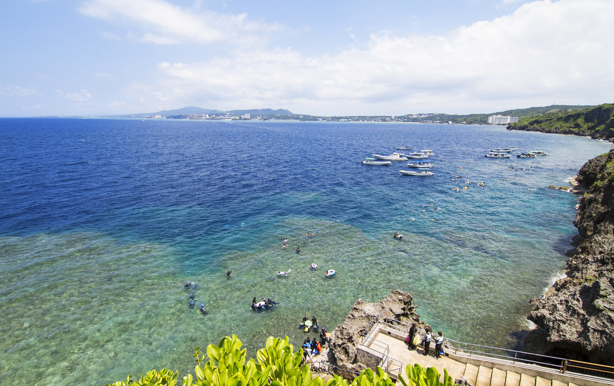 青之洞窟及周邊