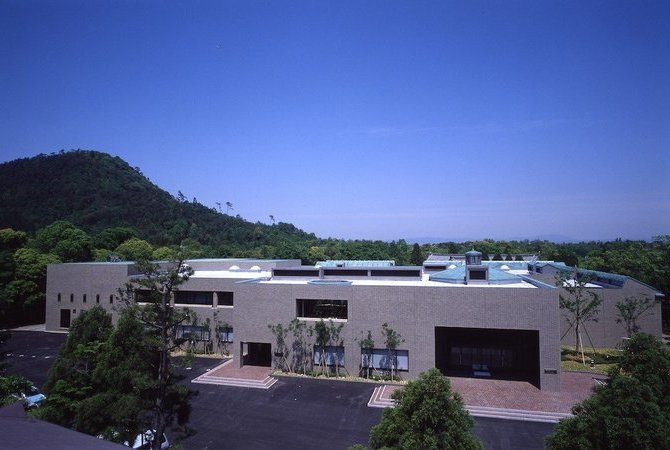 奈良縣立橿原考古學研究所附屬博物館