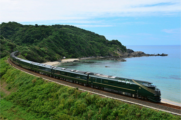 暮光特快瑞風號觀光列車（JR 西日本）