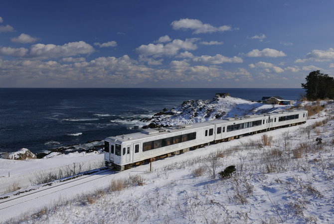 乘坐列車悠閑品味日本北方的文化、美景與佳肴